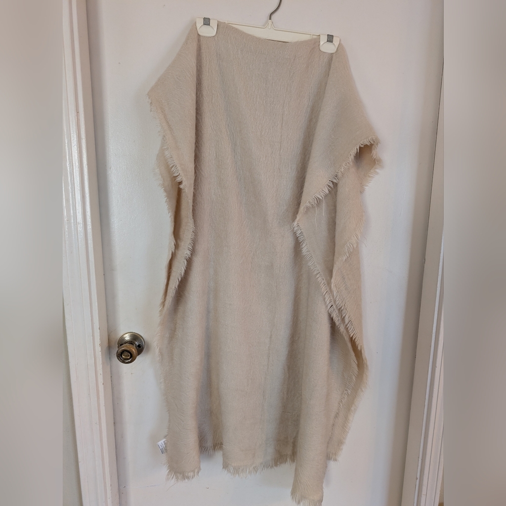Free People X-Large Ivory Cream Cozy Scarf Wrap Throw